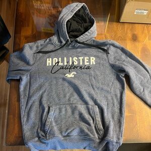 Men’s Hollister hoodie, size large, in very good condition